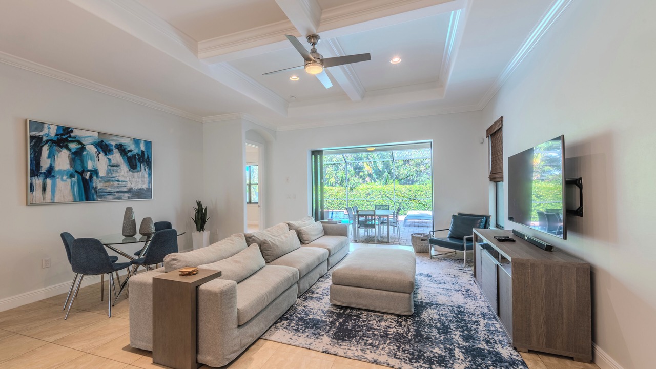 Photo of Livingroom in Naples Park