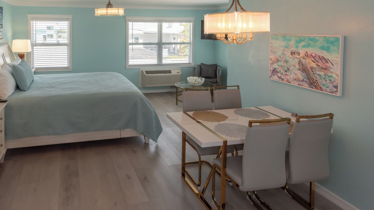 Photo of Bedroom in Mid Island