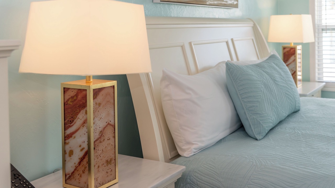 Photo of Bedroom in Mid Island