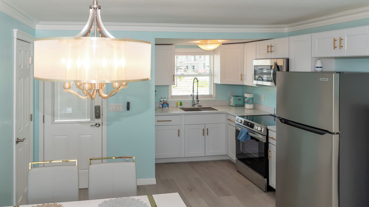 Photo of Kitchen in Mid Island