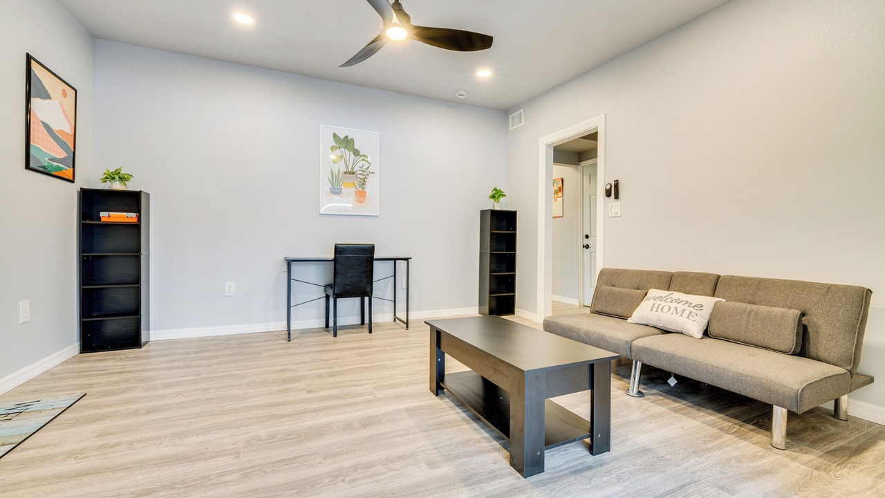 Photo of Livingroom in Winter Haven