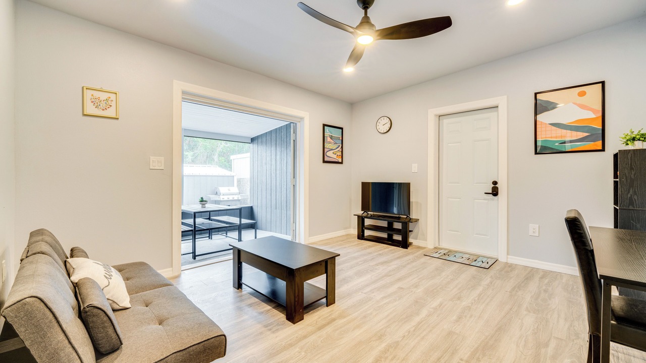 Photo of Livingroom in Winter Haven