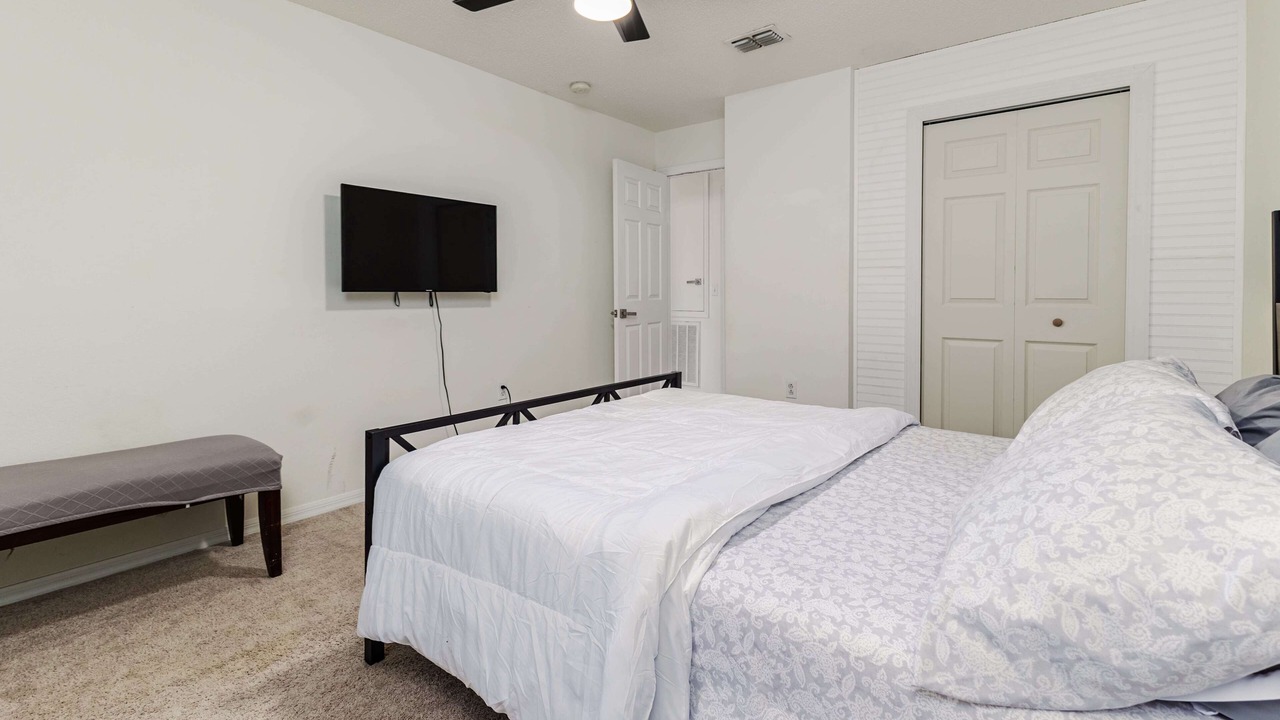 Photo of Bedroom in Winter Haven