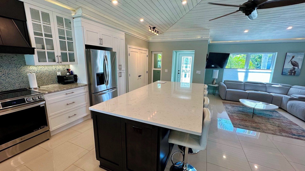 Photo of Kitchen in Laguna Shores