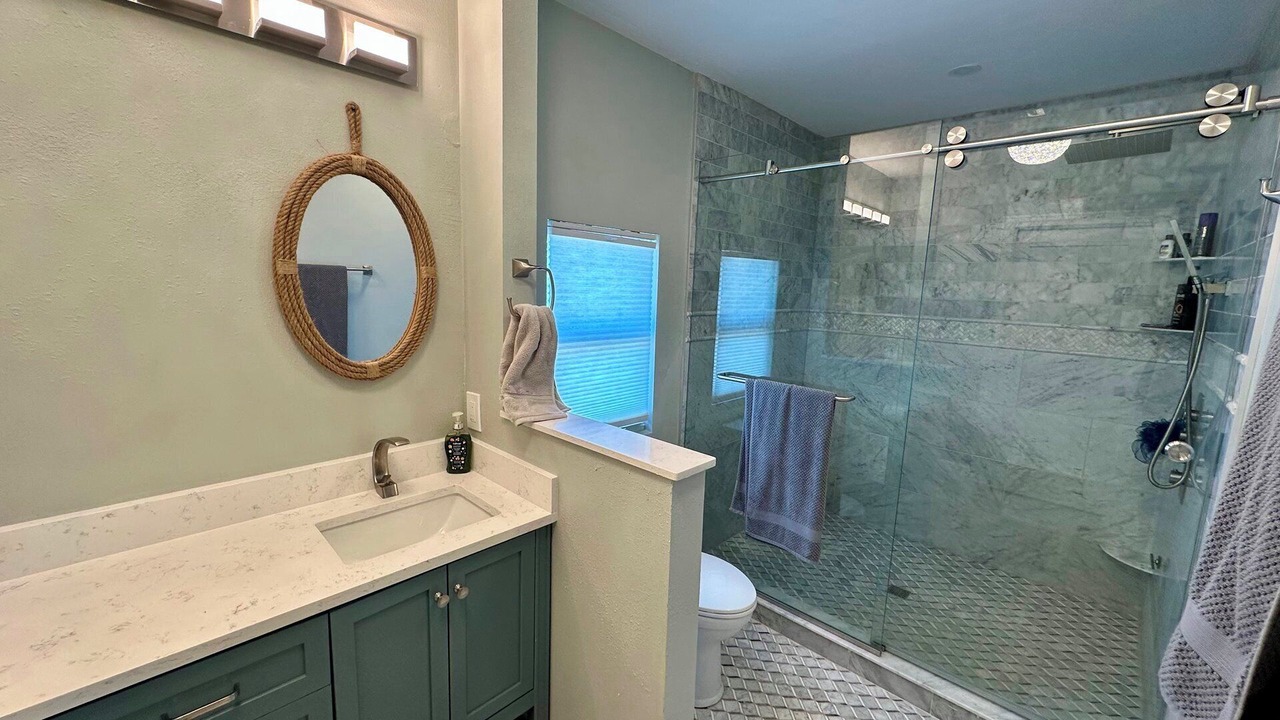Photo of Bathroom in Laguna Shores