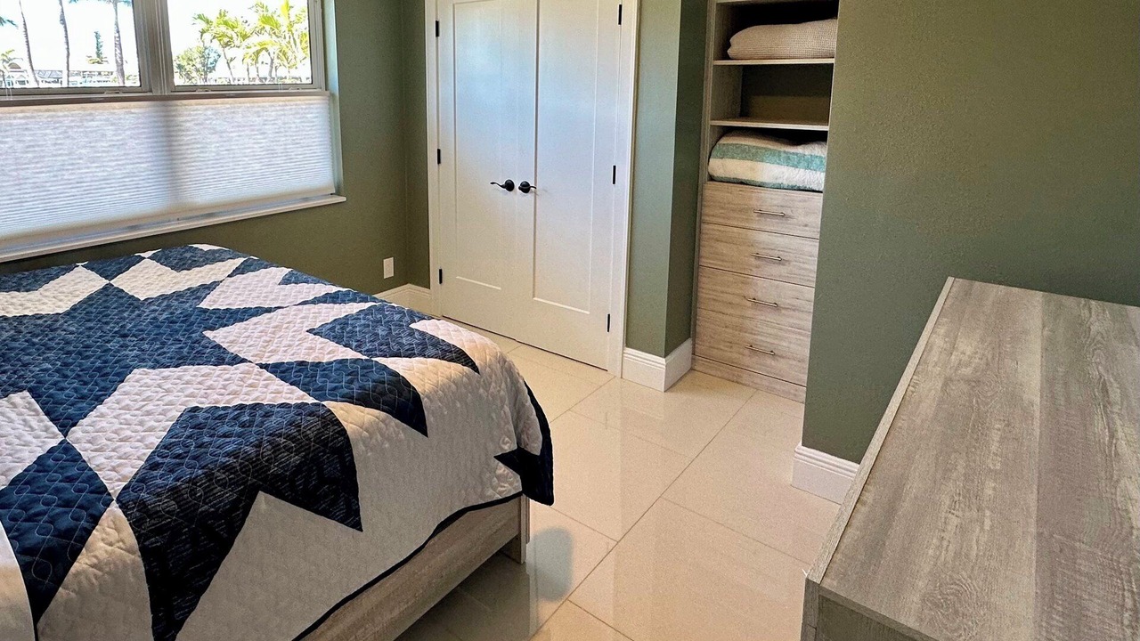 Photo of Bedroom in Laguna Shores