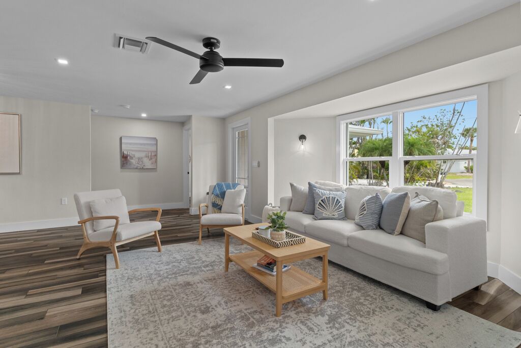 Photo of Livingroom in Sanibel