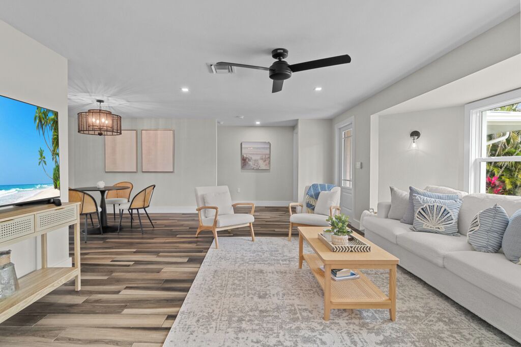 Photo of Livingroom in Sanibel