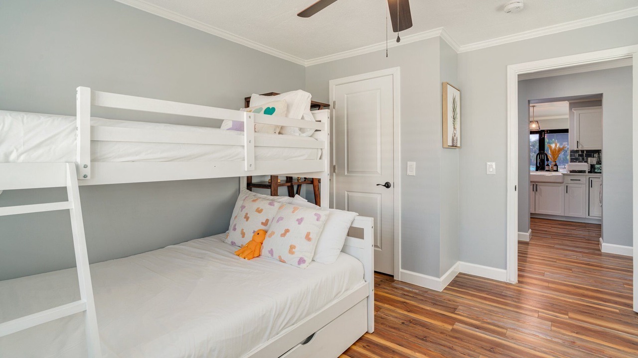 Photo of Bedroom in Saint James City