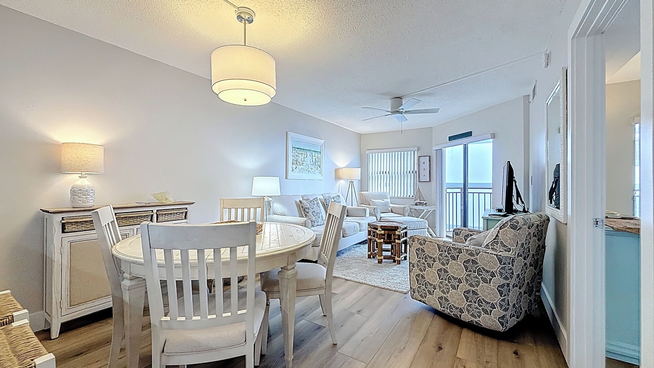 Photo of Livingroom in Belle Vista