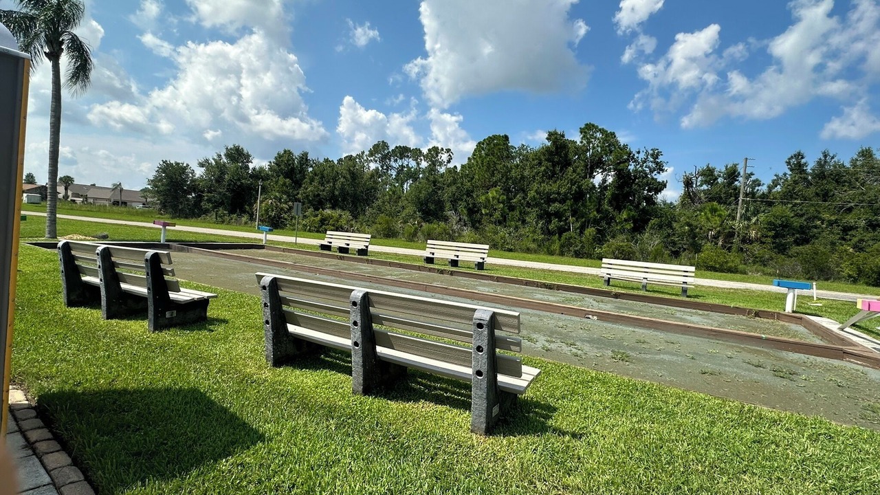 Photo of Outdoor in Lake Suzy