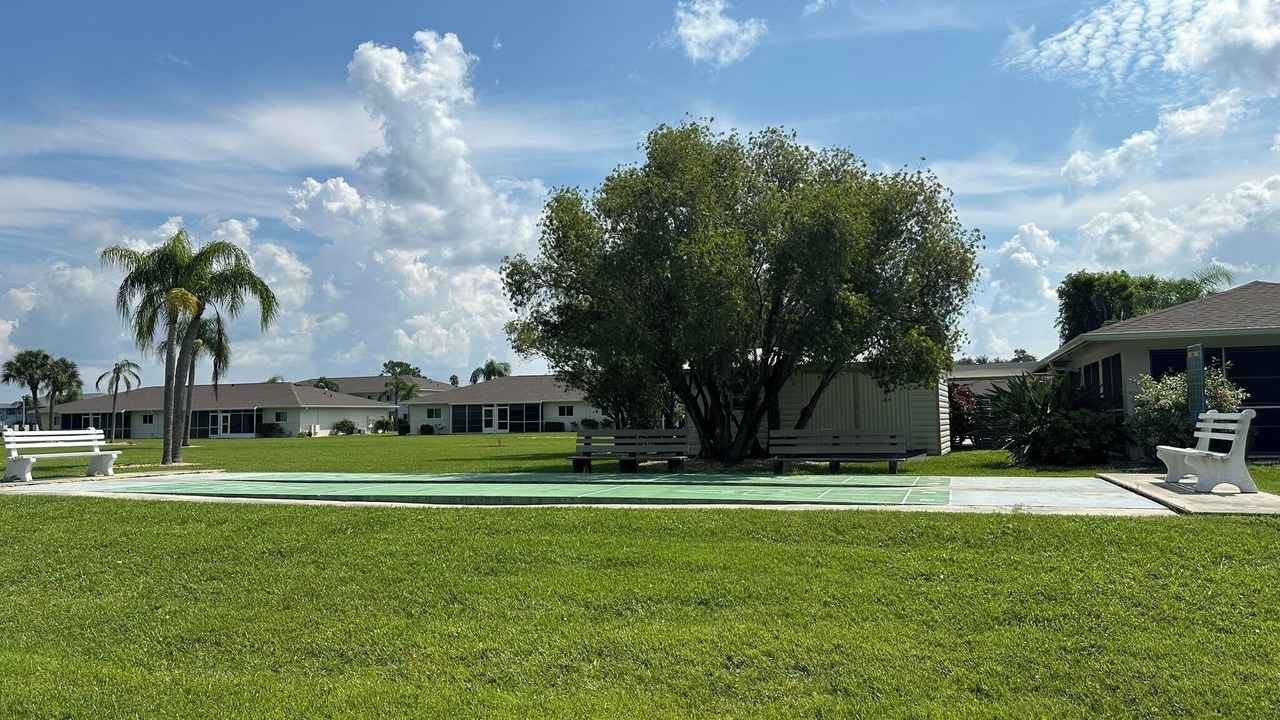 Photo of Outdoor in Lake Suzy