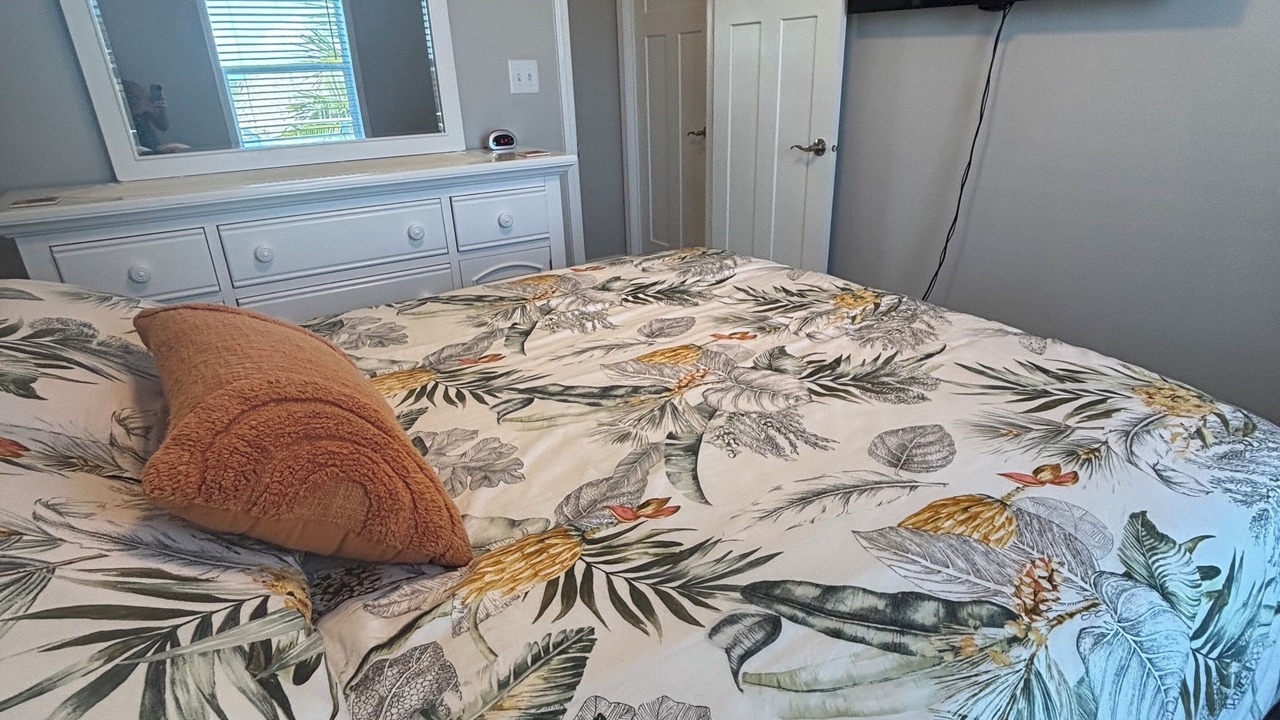 Photo of Bedroom in Sugarloaf Shores