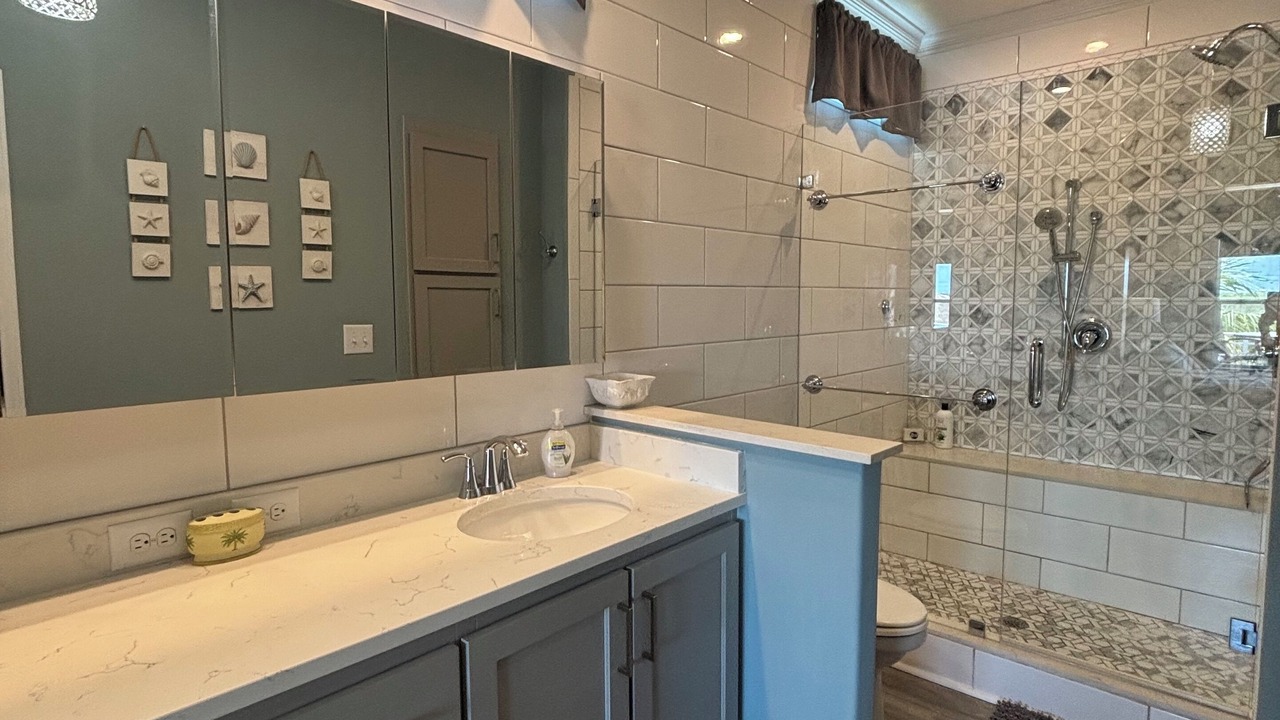 Photo of Bathroom in Sugarloaf Shores