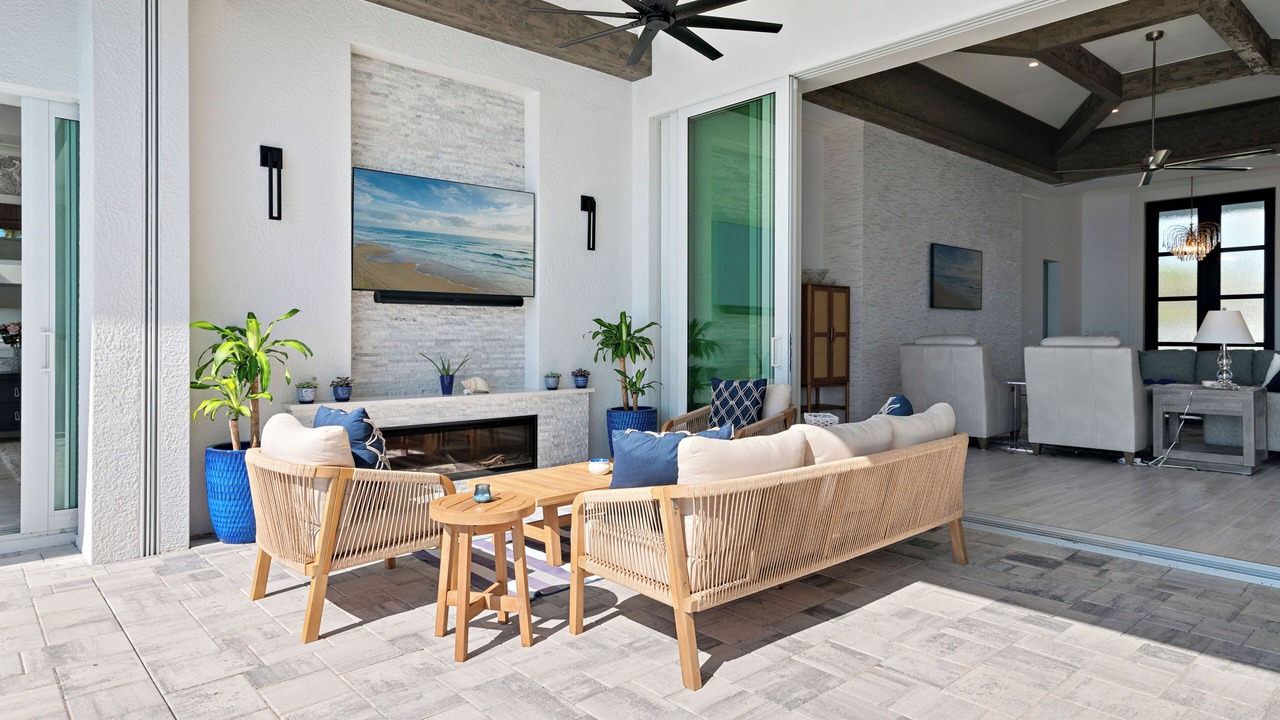 Photo of Livingroom in Yacht Club