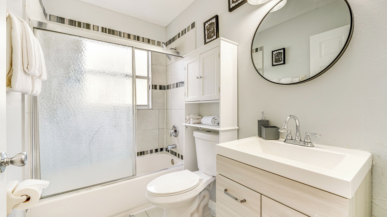 Photo of Bathroom in Eagle Pointe South