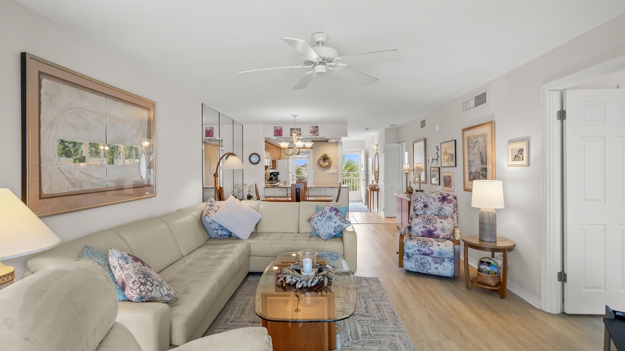 Photo of Livingroom in Siesta Key