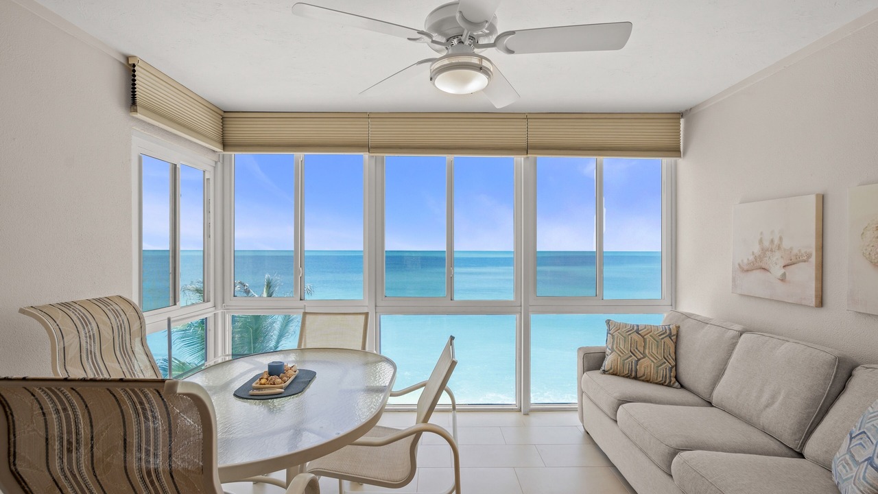 Photo of Livingroom in Siesta Key