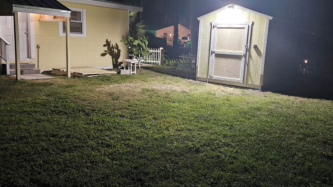 Photo of Patio Balcony in Moore Haven