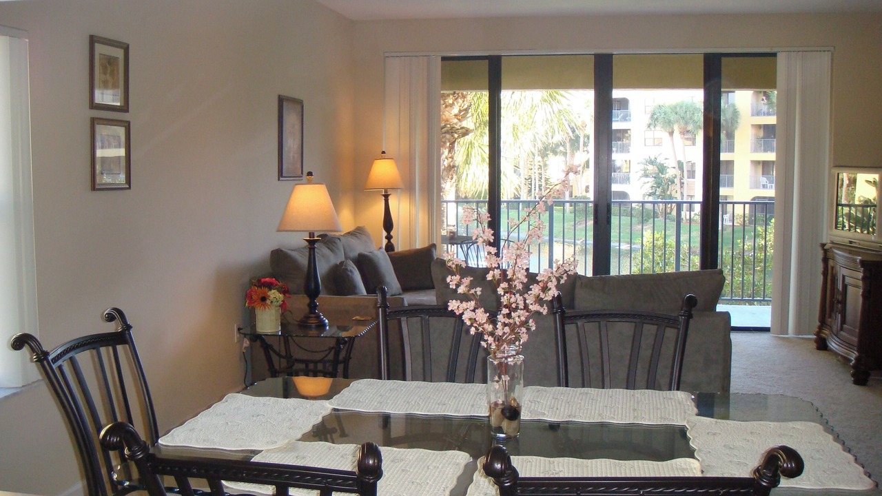 Photo of Livingroom in Juno Beach