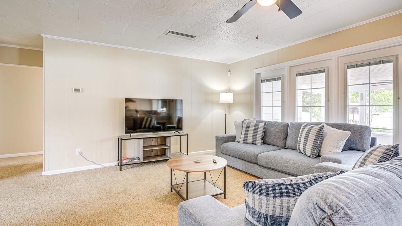 Photo of Livingroom in Winter Haven