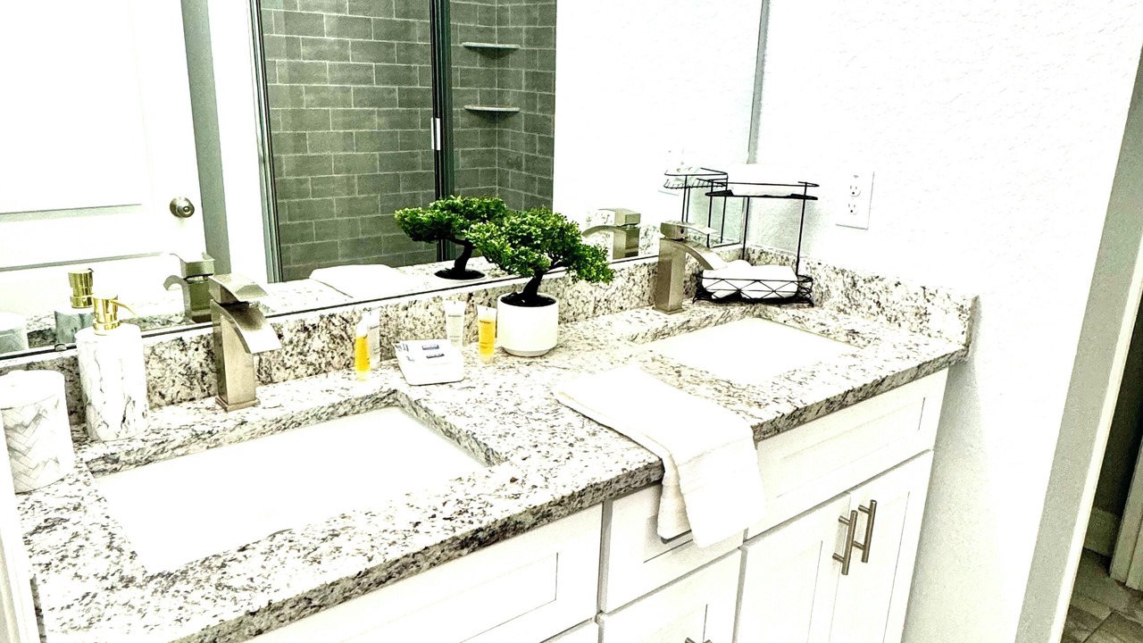 Photo of Bathroom in East Tampa