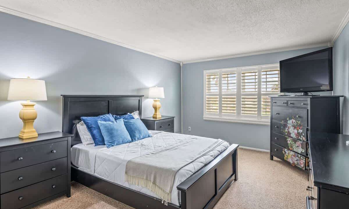 Photo of Bedroom in Belleair Beach