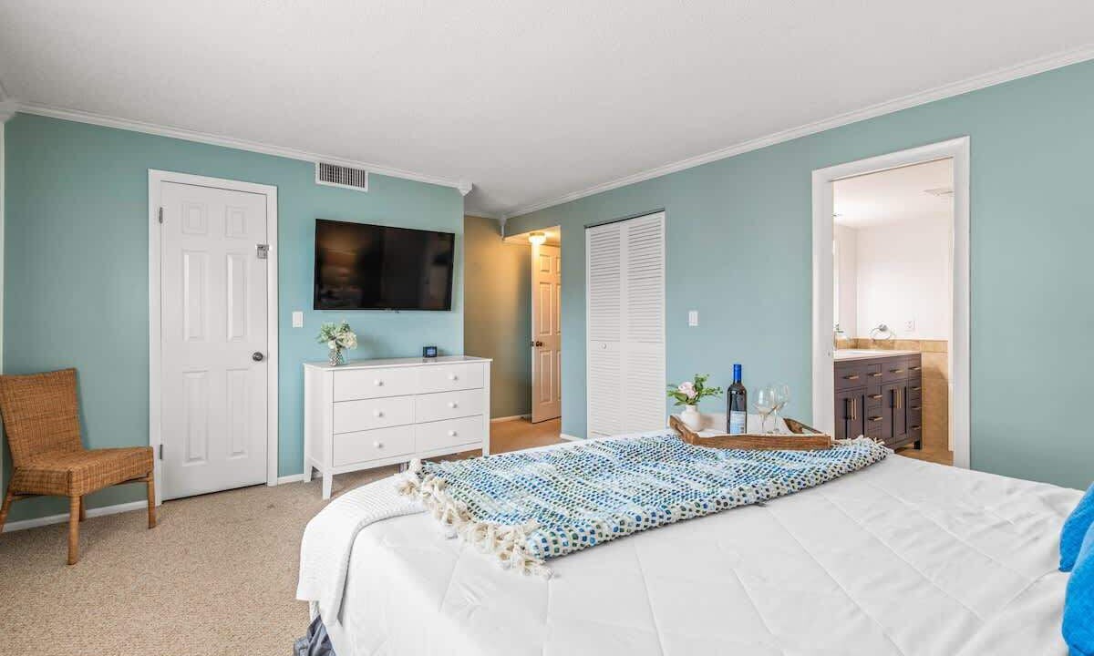 Photo of Bedroom in Belleair Beach