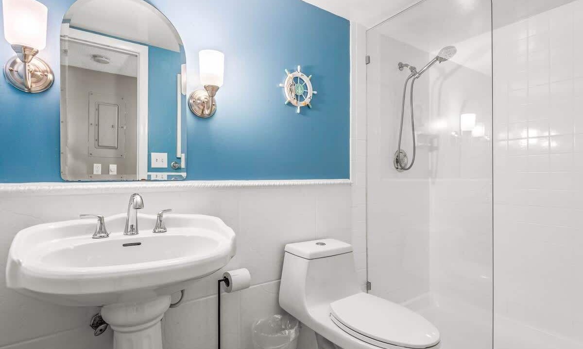 Photo of Bathroom in Belleair Beach