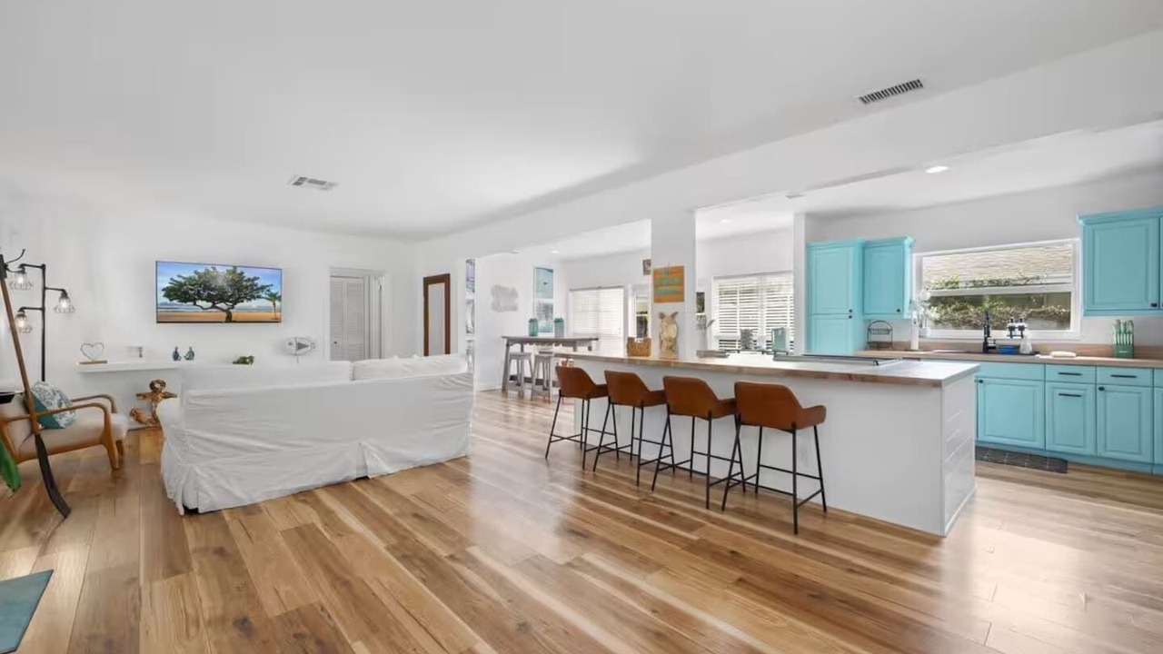 Photo of Livingroom in Grandview Heights