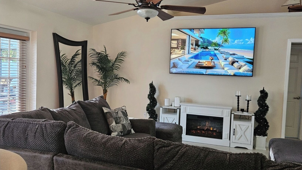 Photo of Livingroom in Sylvan Shores