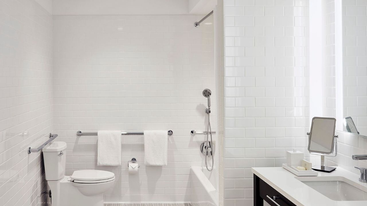 Photo of Bathroom in Marathon