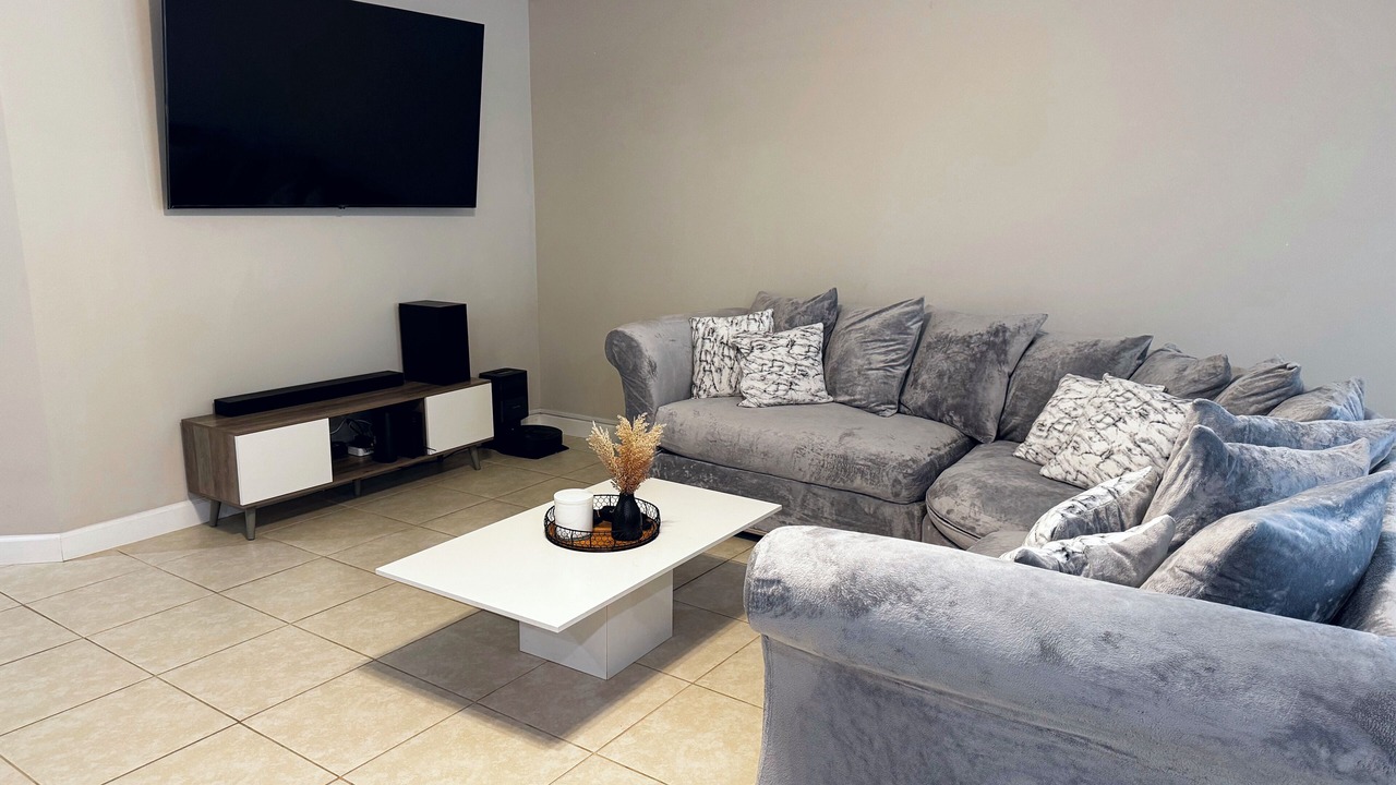 Photo of Livingroom in Palm Bay