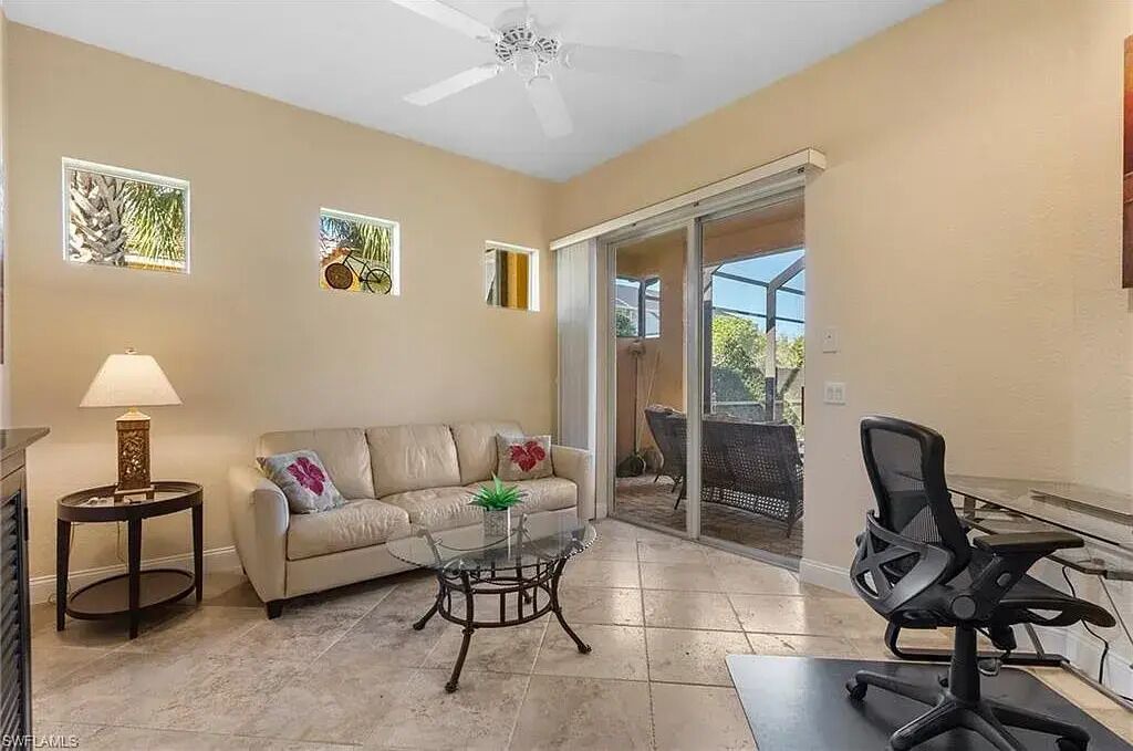 Photo of Livingroom in Estero