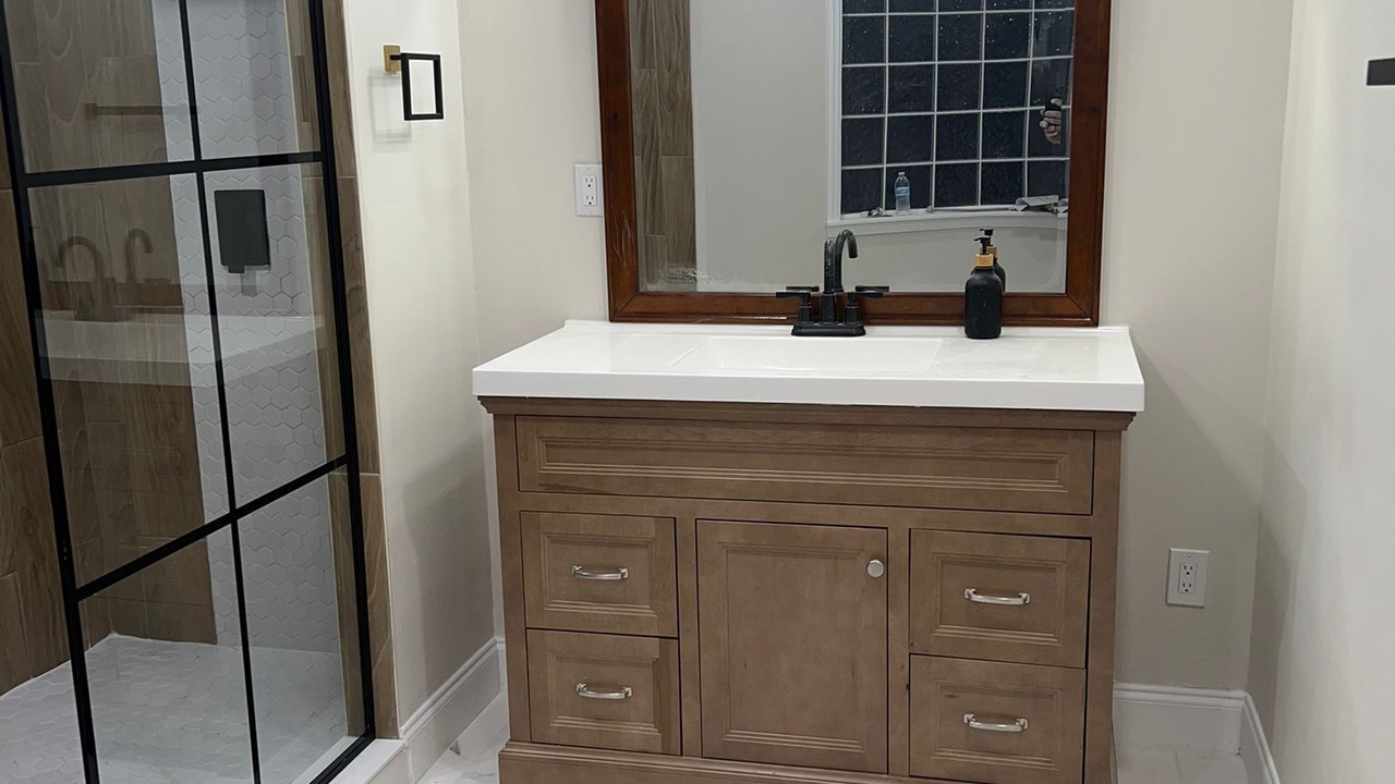 Photo of Bathroom in Loxahatchee Groves