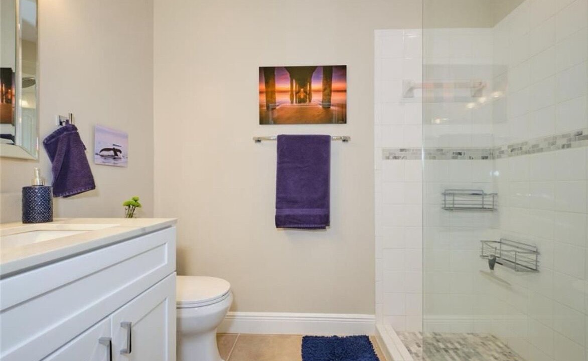 Photo of Bathroom in Tropical Cove