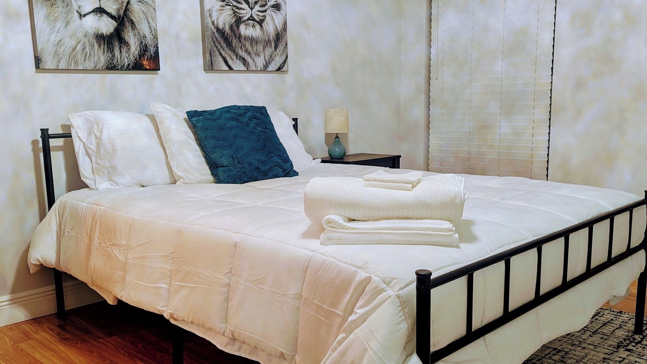 Photo of Bedroom in Survey Creek