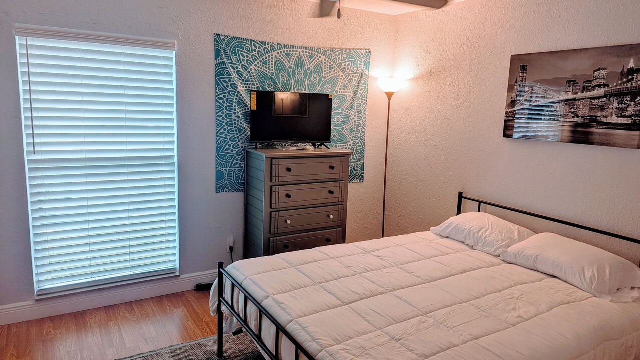 Photo of Bedroom in Survey Creek
