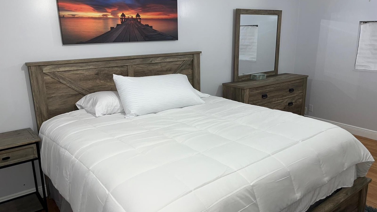 Photo of Bedroom in Survey Creek