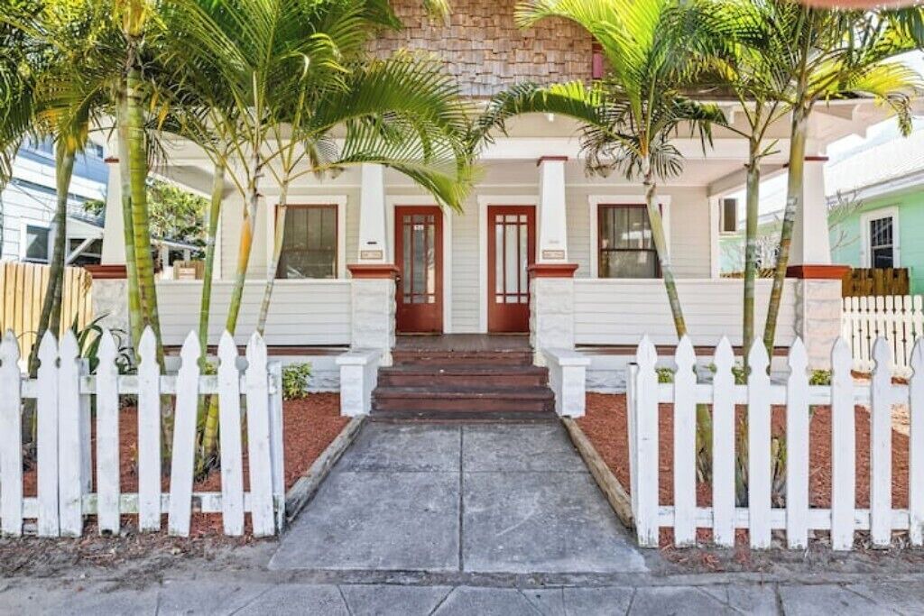 Photo of Outdoor in Historic Uptown