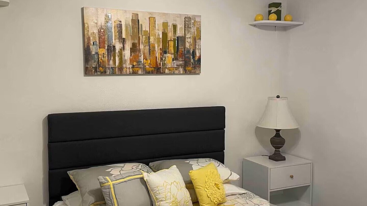 Photo of Bedroom in Englewood