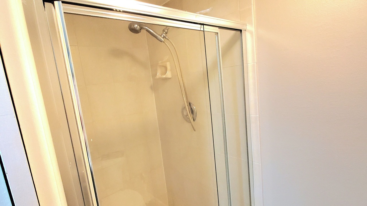 Photo of Bathroom in Biggar