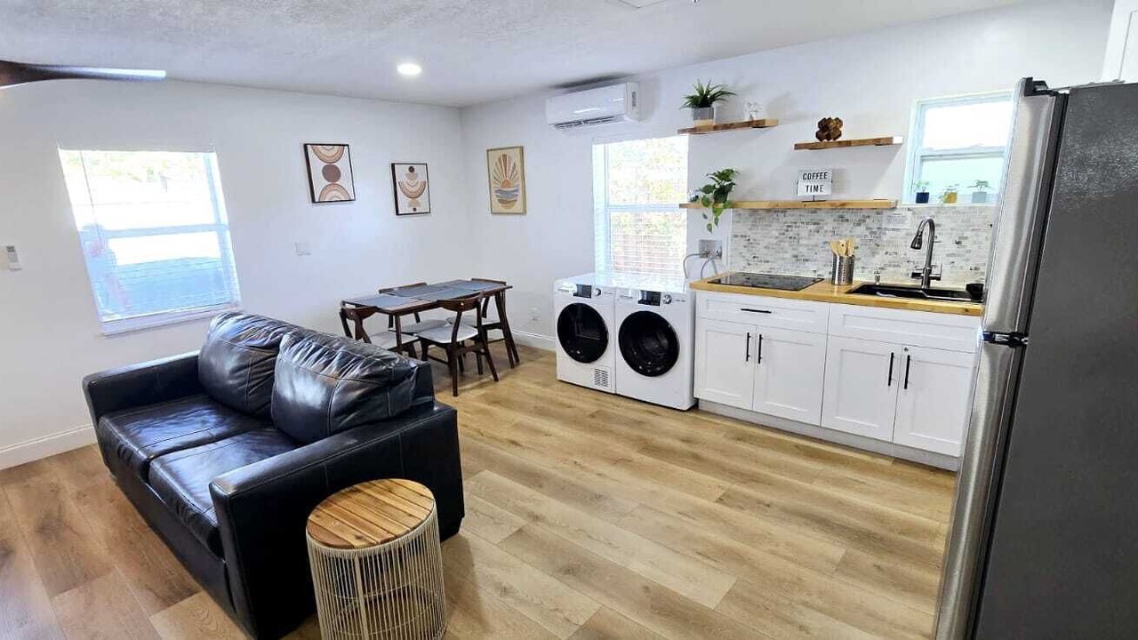 Photo of Livingroom in Port Saint Lucie