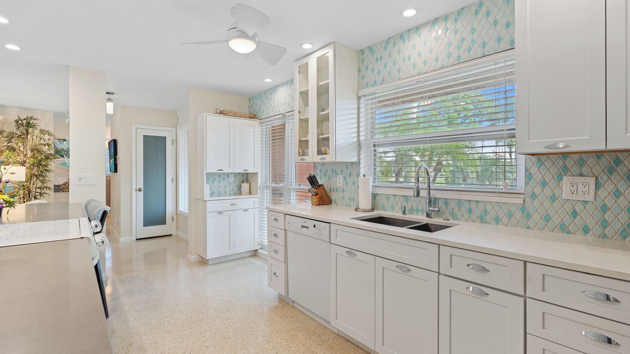 Photo of Kitchen in Caloosahatchee