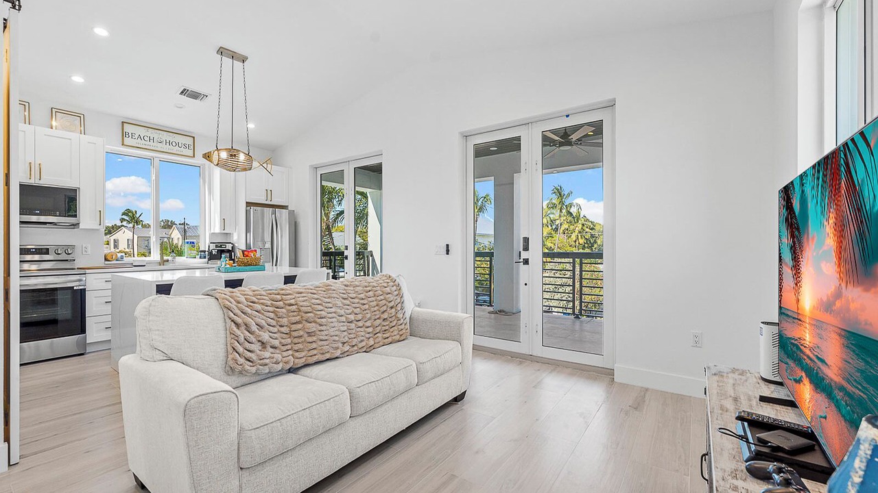 Photo of Livingroom in Tavernier