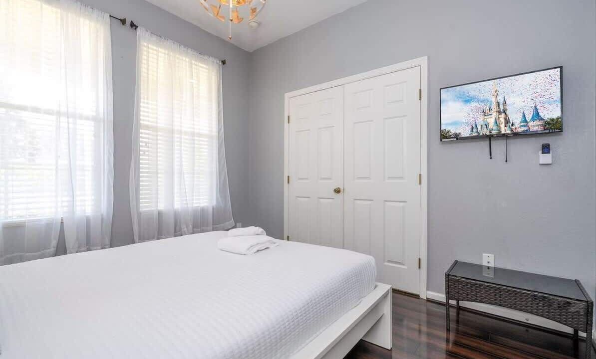 Photo of Bedroom in Trafalgar Village