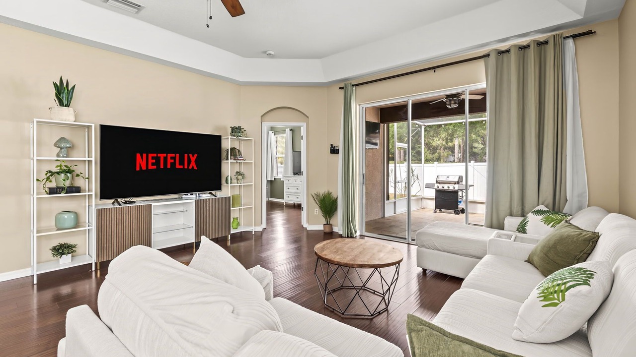 Photo of Livingroom in Riverview