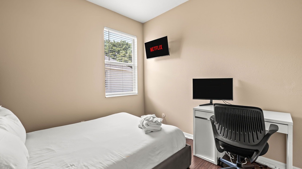 Photo of Bedroom in Riverview