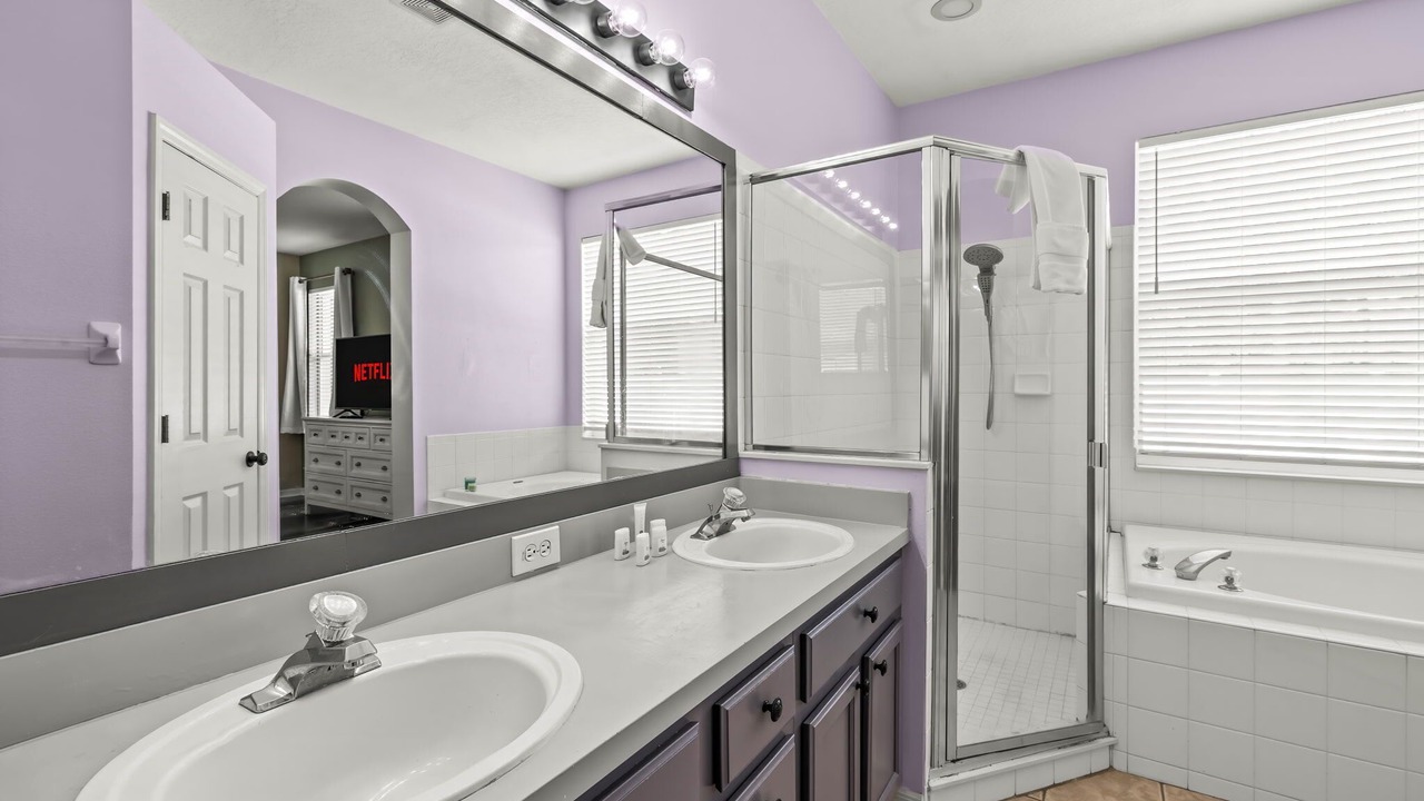 Photo of Bathroom in Riverview