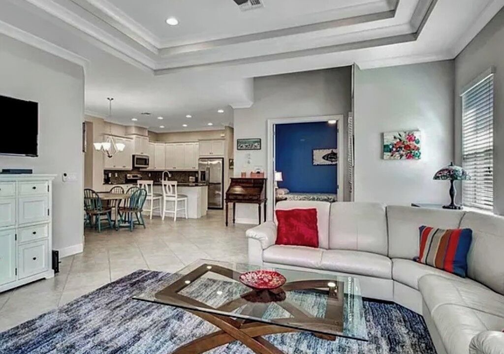 Photo of Livingroom in Naples